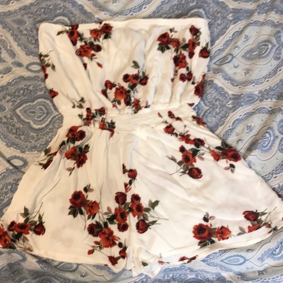 Ambiance Other - Strapless romper